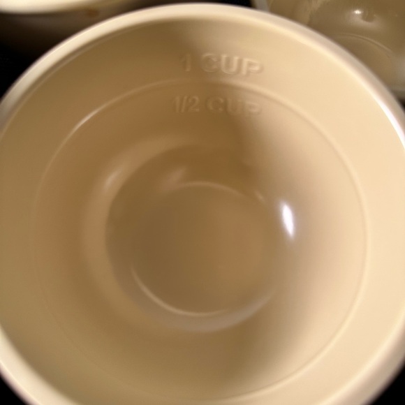 5pc Vintage Light  Yellow/beige melamine  Nesting Measuring Bowl Set 1/4-2 Cups - Picture 5 of 7